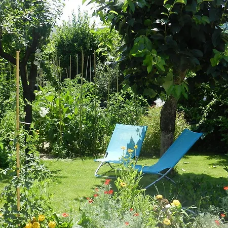 Studio In Josephine Nizza